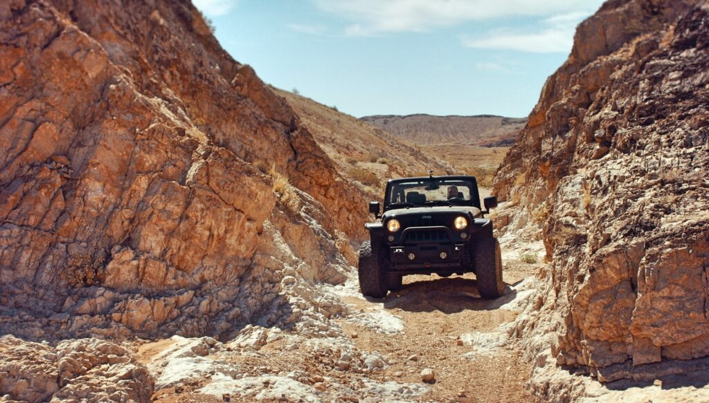 voiture agile jeep désert